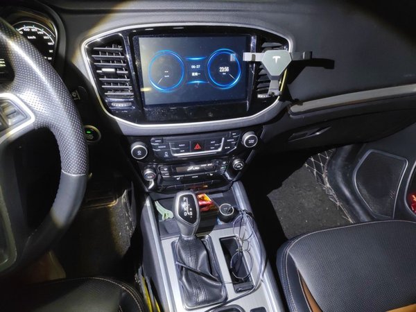 Geely Auto Vision X6 2016, 136700 км, за 4610 USD - фото 11