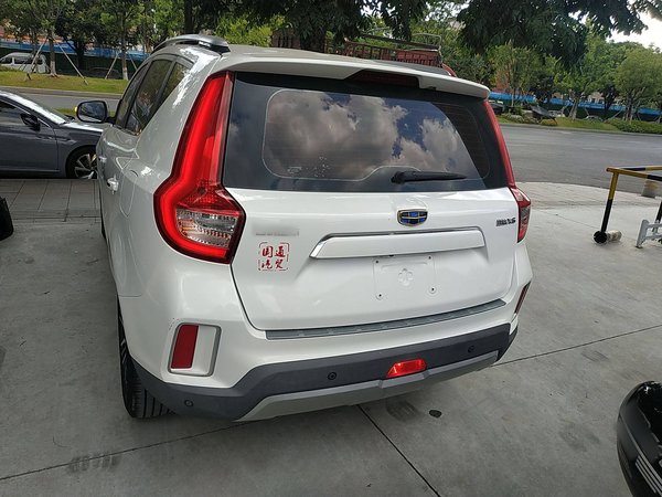 Geely Vision X6 2016, 87200 км, за 4922 USD