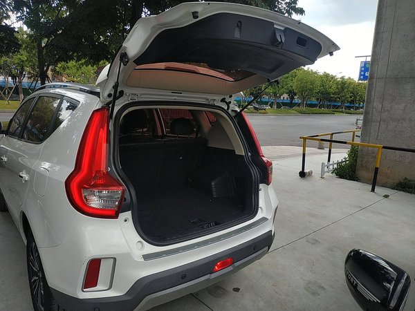 Geely Vision X6 2016, 87200 км, за 4922 USD - фото 22