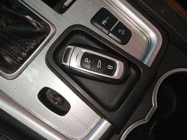 Geely Vision X6 2016, 87200 км, за 4922 USD - фото 12