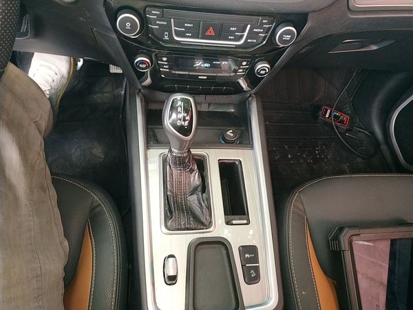Geely Vision X6 2016, 87200 км, за 4922 USD - фото 17
