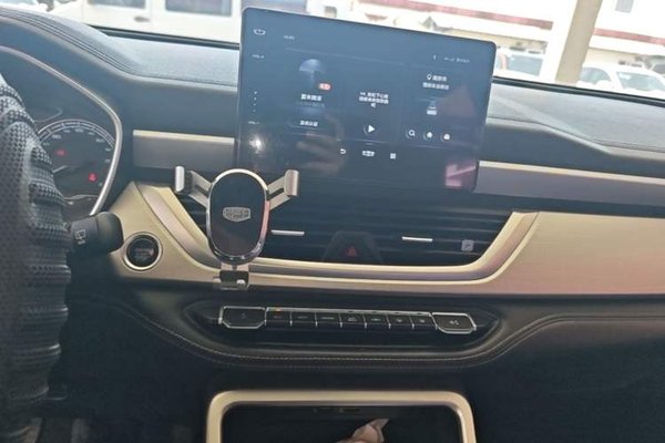 Geely Auto Vision X6 2020, 57800 км, за 6847 USD - фото 15