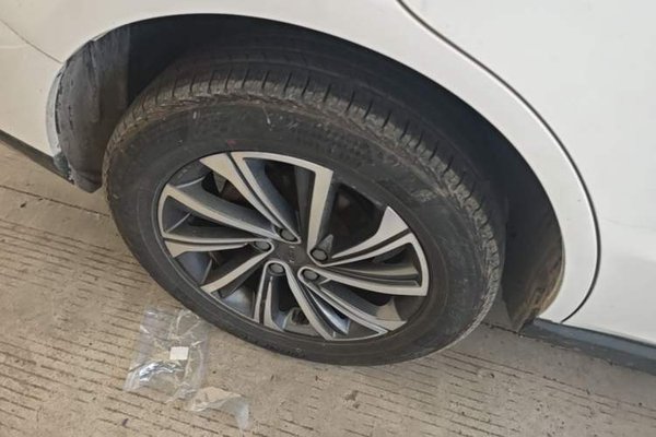 Geely Auto Vision X6 2020, 57800 км, за 6847 USD - фото 11