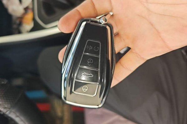 Geely Auto Vision X6 2020, 57800 км, за 6847 USD - фото 23