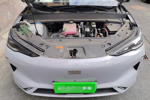 Geely Galaxy E5 2024, 33800 км, за 12739 USD - фото 21