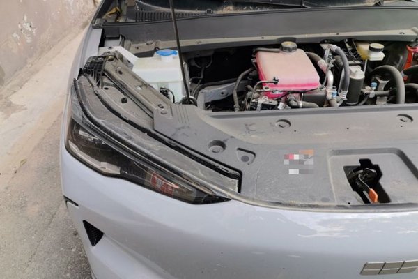 Geely Galaxy E5 2024, 33800 км, за 12739 USD - фото 23