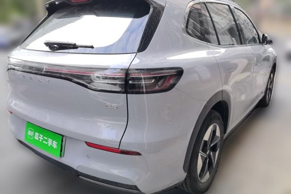 Geely Galaxy E5 2024, 33800 км, за 12739 USD - фото 6