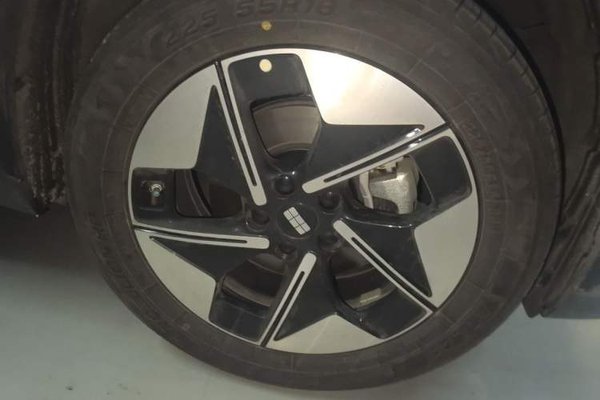 Geely Galaxy E5 2024, 14200 км, за 13683 USD