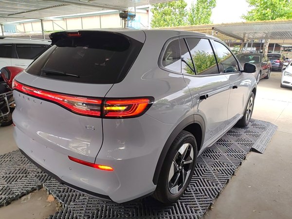 Geely Galaxy E5 2024, 41600 км, за 13175 USD - фото 6