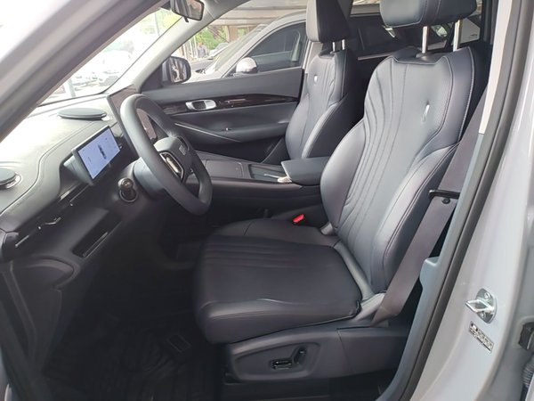 Geely Galaxy E5 2024, 41600 км, за 13175 USD - фото 18