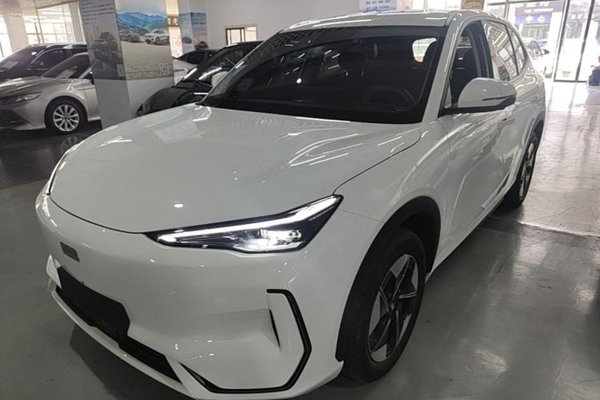 Geely Galaxy E5 · 2024 год