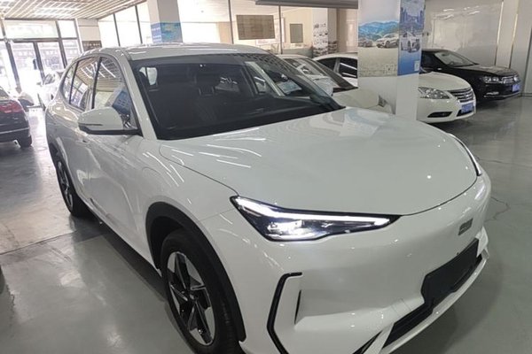 Geely Galaxy E5 2024, 35100 км, за 13530 USD