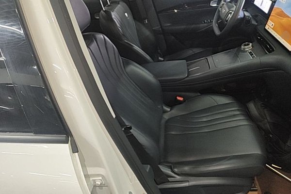 Geely Galaxy E5 2024, 35100 км, за 13530 USD - фото 23