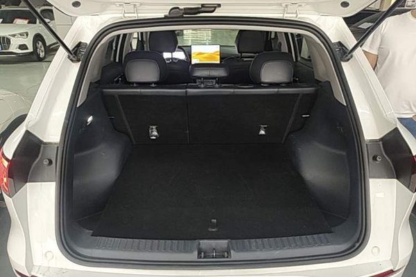 Geely Galaxy E5 2024, 35100 км, за 13530 USD - фото 22