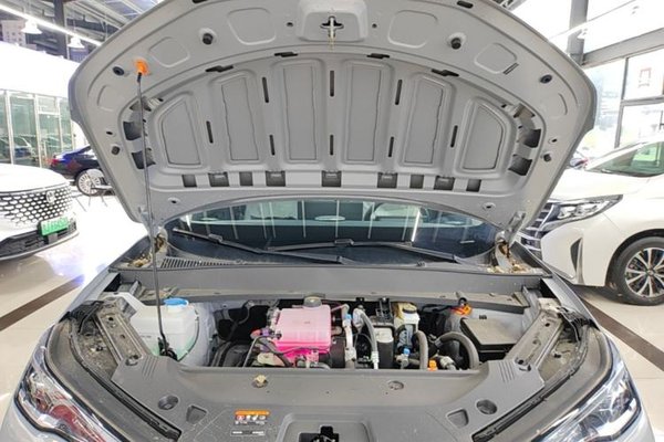 Geely Galaxy E5 2026, 100 км, за 14942 USD - фото 24
