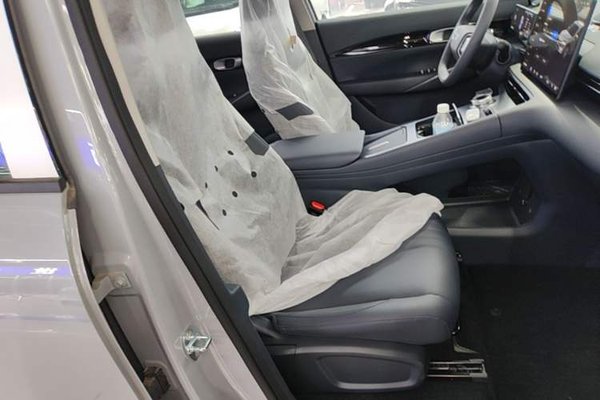 Geely Galaxy E5 2026, 100 км, за 14942 USD - фото 19