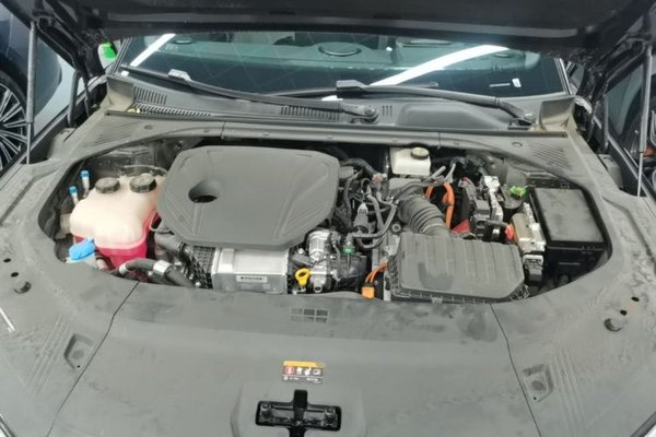 Geely Galaxy Galaxy 8 2025, 6500 км, за 21384 USD - фото 24