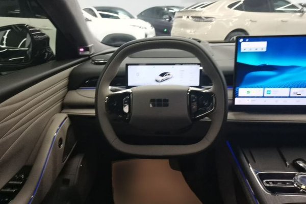 Geely Galaxy Galaxy 8 2025, 6500 км, за 21384 USD - фото 13