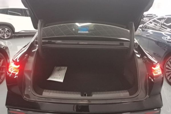 Geely Galaxy Galaxy 8 2025, 6500 км, за 21384 USD - фото 22