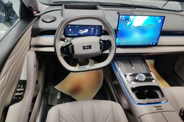 Geely Galaxy Galaxy 8 2025, 4100 км, за 21035 USD - фото 14