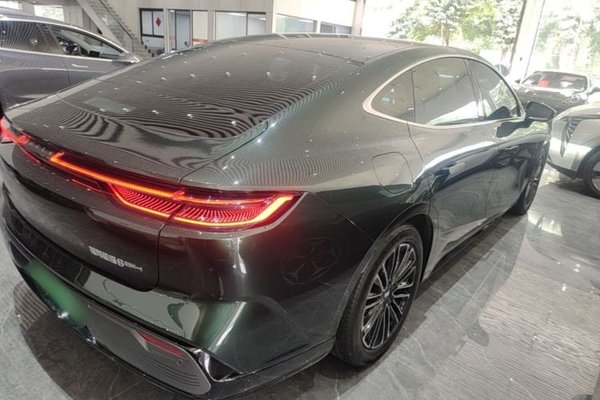 Geely Galaxy Galaxy 8 2025, 18700 км, за 17383 USD - фото 6