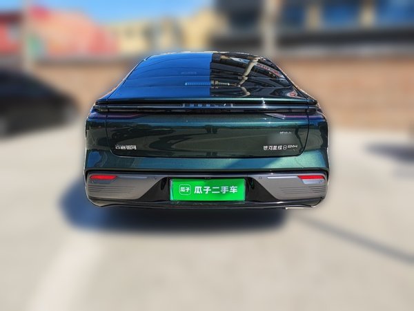 Geely Galaxy Galaxy 8 2025, 55900 км, за 15691 USD