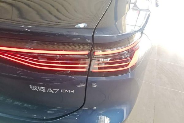 Geely Galaxy Galaxy A7 2025, 10200 км, за 15463 USD - фото 11