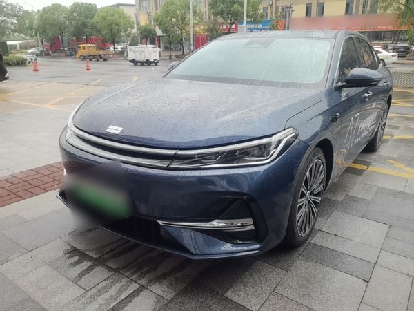Geely Galaxy Galaxy A7 · 2025 год