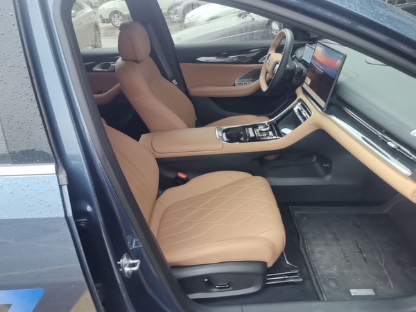 Geely Galaxy Galaxy A7 2025, 3900 км, за 15121 USD - фото 23