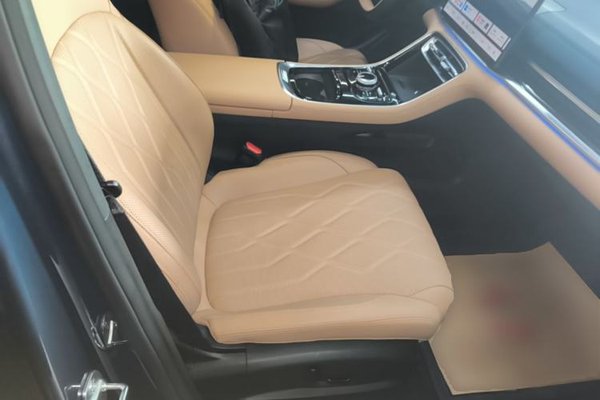 Geely Galaxy Galaxy A7 2025, 5900 км, за 16204 USD - фото 23