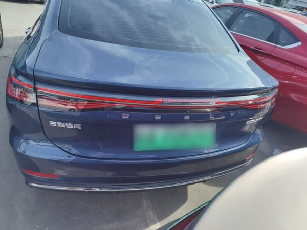 Geely Galaxy Galaxy A7 2025, 6400 км, за 15394 USD