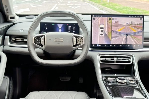 Geely Galaxy Galaxy A7 2025, 13000 км, за 15713 USD - фото 13