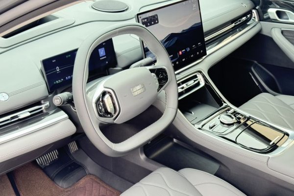Geely Galaxy Galaxy A7 2025, 13000 км, за 15713 USD - фото 21