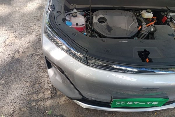 Geely Galaxy Galaxy Xingjian 7 EM-i 2025, 11100 км, за 13945 USD - фото 23