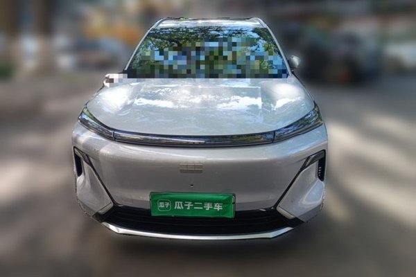 Geely Galaxy Galaxy Xingjian 7 EM-i 2025, 11100 км, за 13945 USD