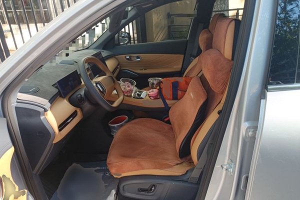 Geely Galaxy Galaxy Xingjian 7 EM-i 2025, 11100 км, за 13945 USD - фото 15