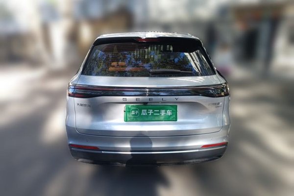 Geely Galaxy Galaxy Xingjian 7 EM-i 2025, 11100 км, за 13945 USD