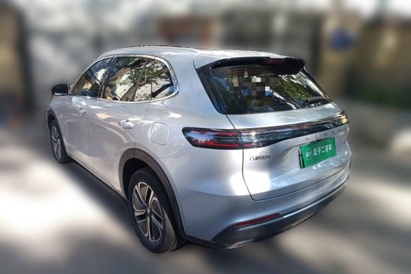 Geely Galaxy Galaxy Xingjian 7 EM-i 2025, 11100 км, за 13945 USD