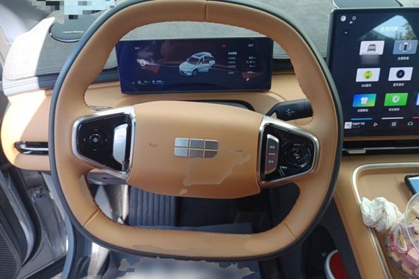 Geely Galaxy Galaxy Xingjian 7 EM-i 2025, 11100 км, за 13945 USD - фото 10