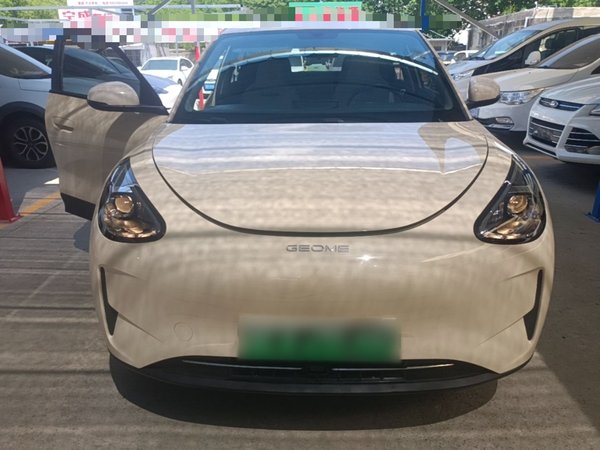 Geely Galaxy Geome 2025, 13700 км, за 11771 USD