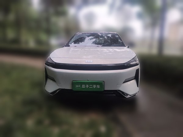 Geely Galaxy L6 2023, 45700 км, за 11827 USD