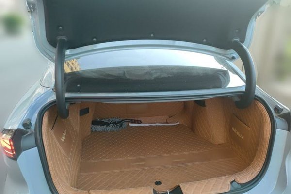 Geely Galaxy L6 2024, 18700 км, за 13247 USD - фото 16