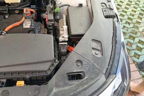 Geely Galaxy L6 2025, 10300 км, за 10626 USD - фото 22
