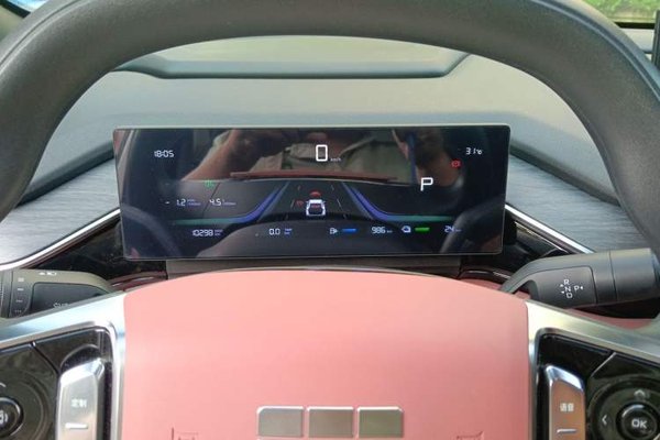 Geely Galaxy L6 2025, 10300 км, за 10626 USD - фото 11