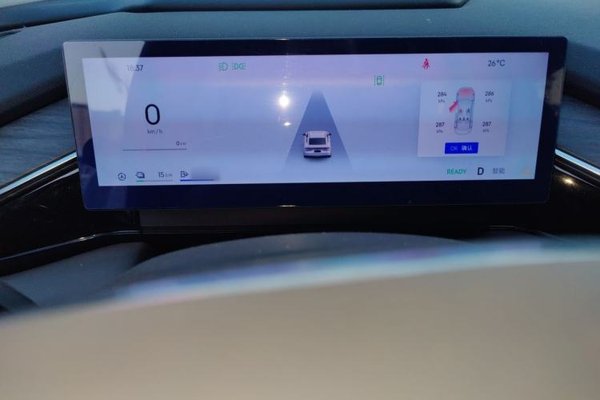 Geely Galaxy L6 2025, 11100 км, за 12969 USD - фото 10