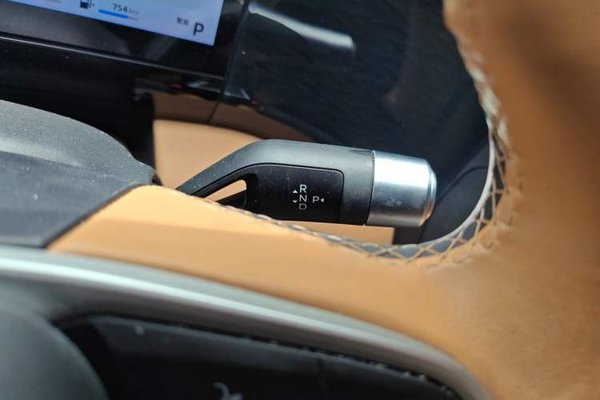 Geely Galaxy L7 2023, 10600 км, за 13781 USD - фото 11