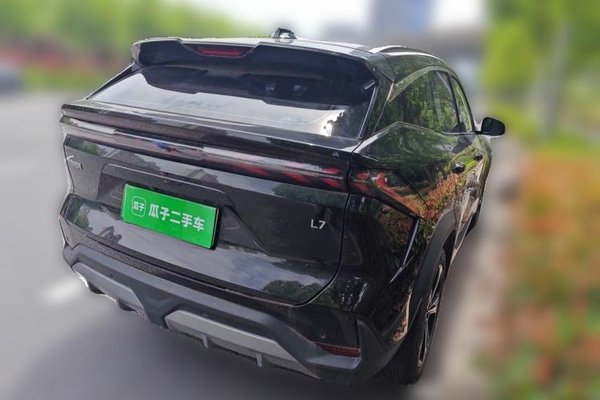 Geely Galaxy L7 2023, 10600 км, за 13781 USD