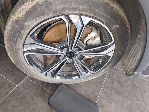 Geely Galaxy L7 2023, 24500 км, за 13305 USD - фото 8