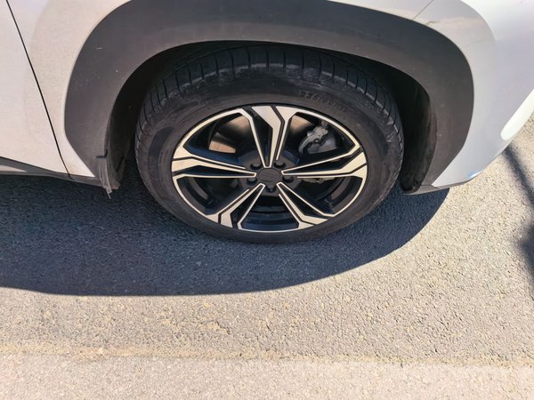 Geely Galaxy L7 2023, 31200 км, за 13533 USD