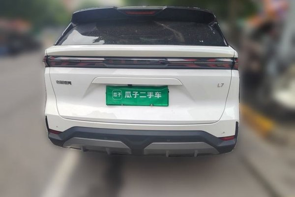 Geely Galaxy L7 2023, 77900 км, за 13561 USD